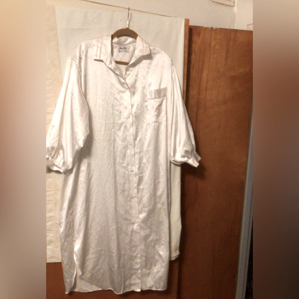 MISS DIOR VINTAGE NIGHT SHIRT SZ M